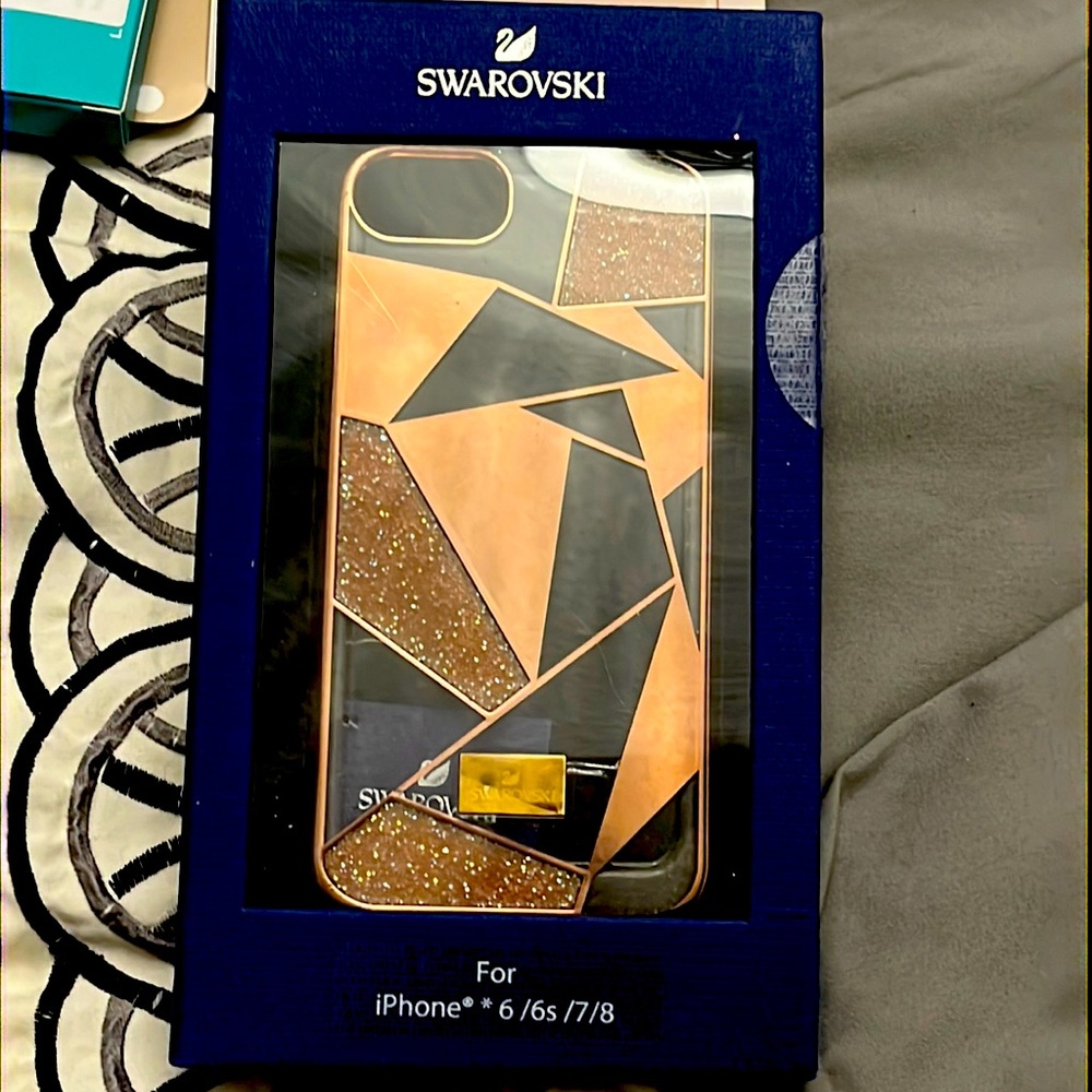 SWAROVSKI IPHONE HARD CASE - 6/6s/7/8 🔥🔥🔥